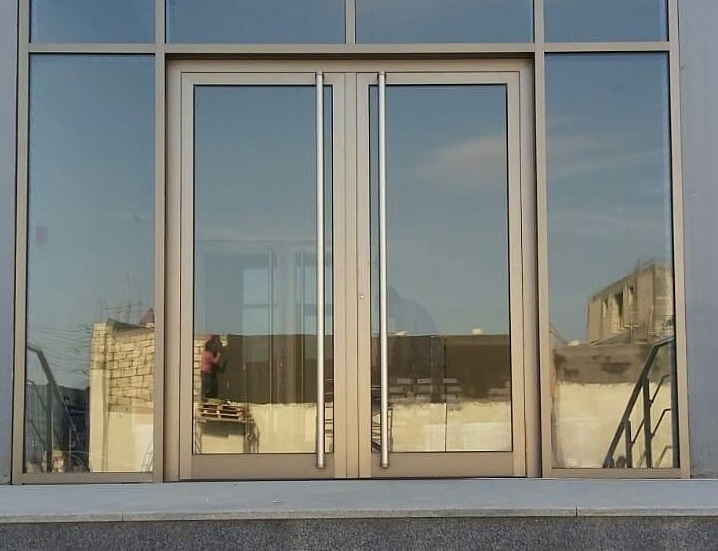Двери и окна DoorHan в Атырау с установкой